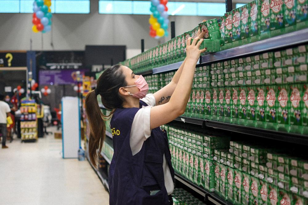 Procon-AM apreende 142 Kg de produtos em supermercados na zona oeste de Manaus