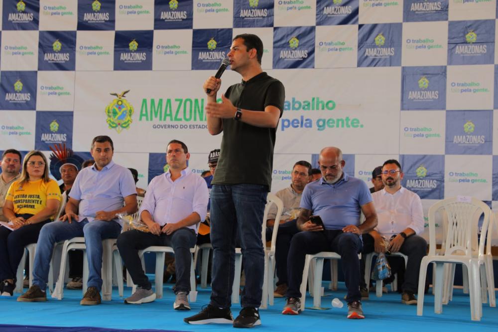 Saullo Vianna destaca investimentos no setor primário em visita a Barreirinha e Nhamundá