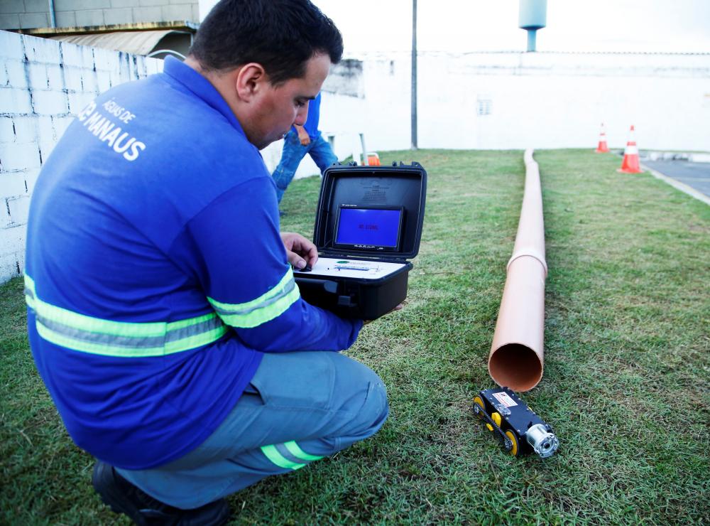  Inovação e tecnologia: Robô avalia preventivamente rede de esgoto em Manaus