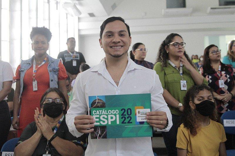 Prefeitura de Manaus lança catálogo de cursos da Espi e assina convênio com a UEA para pós-graduação