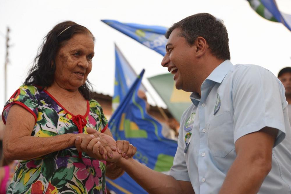 Na Colônia Antônio Aleixo, Wilson destaca ações que melhoram a vida de quem vive em Manaus