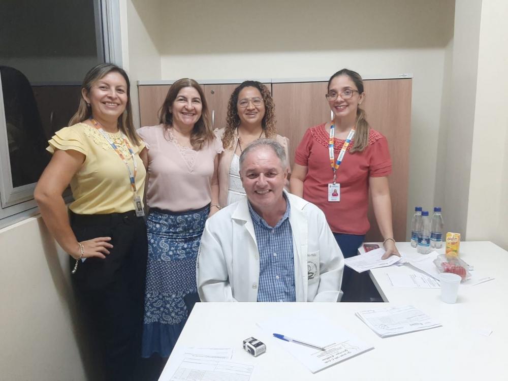 Prefeitura de Manaus realiza ações preventivas em alusão ao ‘Outubro Rosa’ com servidoras da Semed