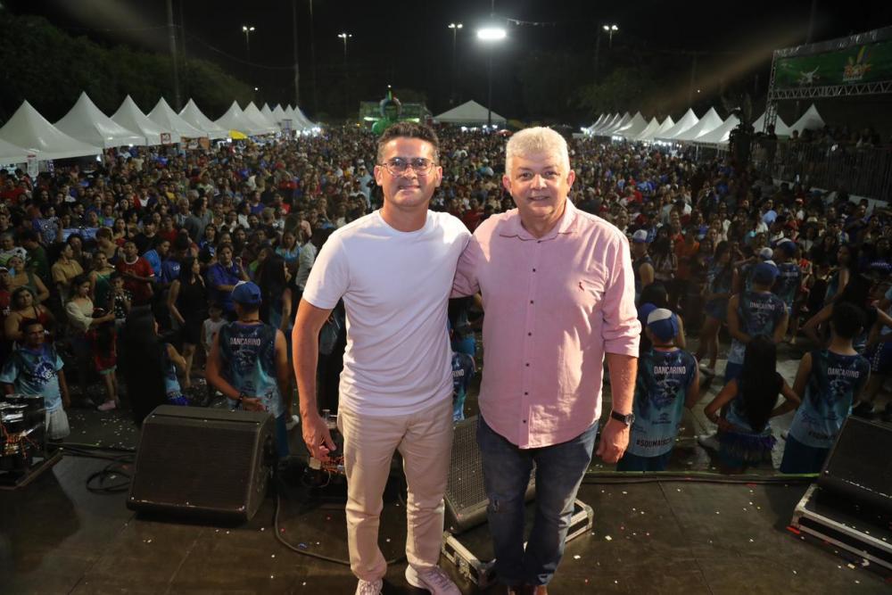 Prefeito David Almeida prestigia último dia da ‘Feirinha do Tururi’ e destaca público histórico do evento esquenta do ‘Boi Manaus'