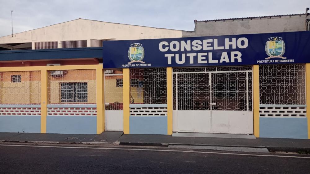 Estelionato: mulher se passa por conselheira tutelar e tenta estorquir dinheiro