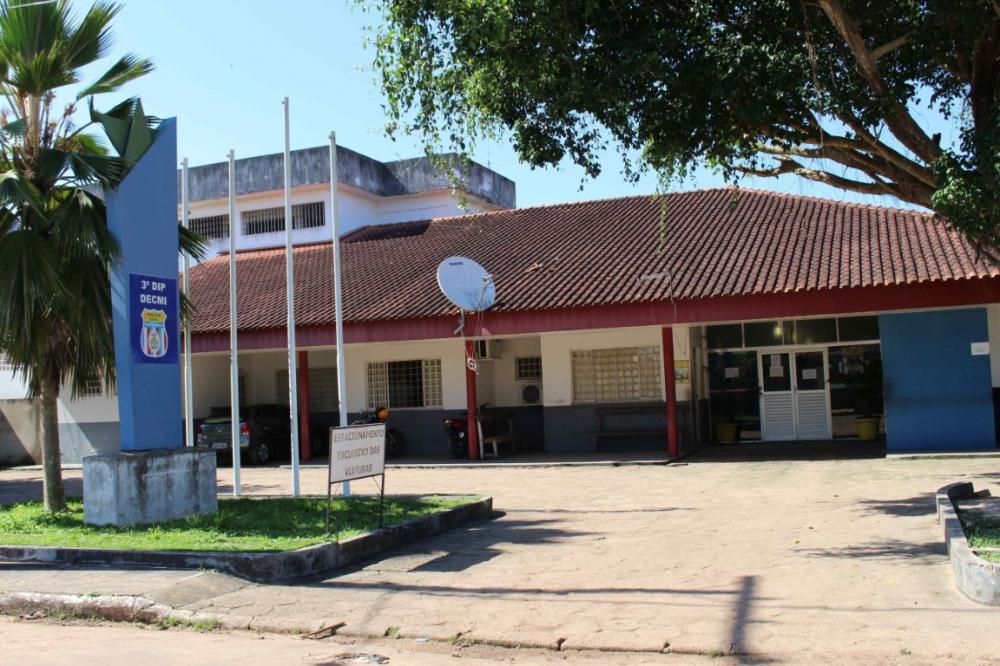 Em Parintins, PC-AM prende dupla por homicídio ocorrido na saída de uma casa noturna