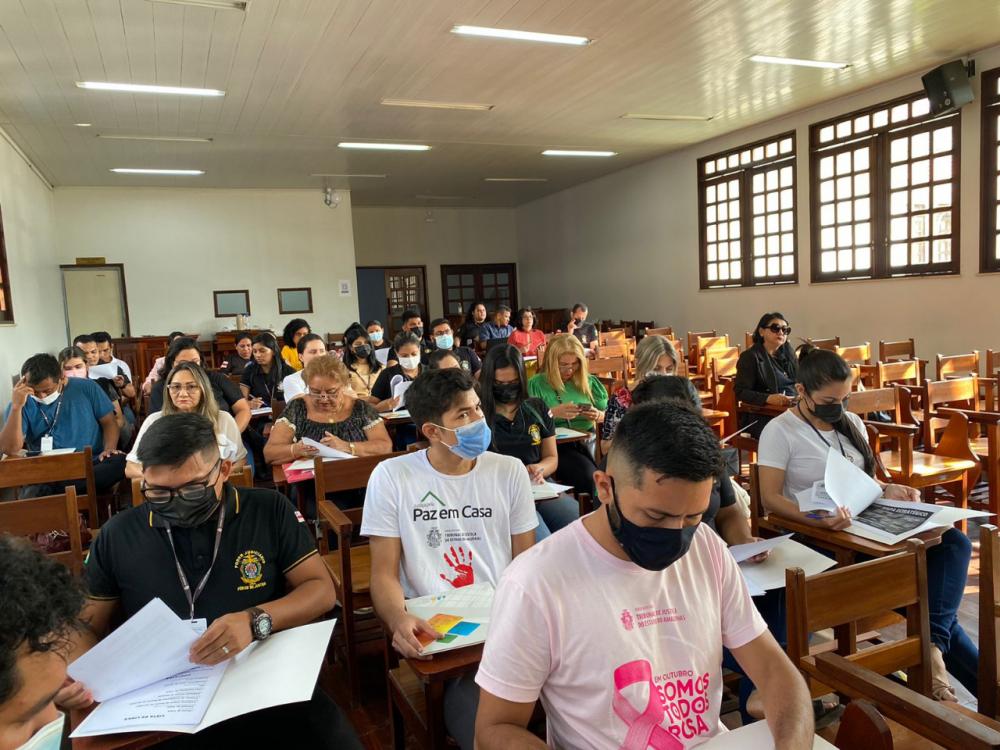 Comarca de Parintins recebe atividades do 'Programa de Interiorização' da Escola do Servidor 