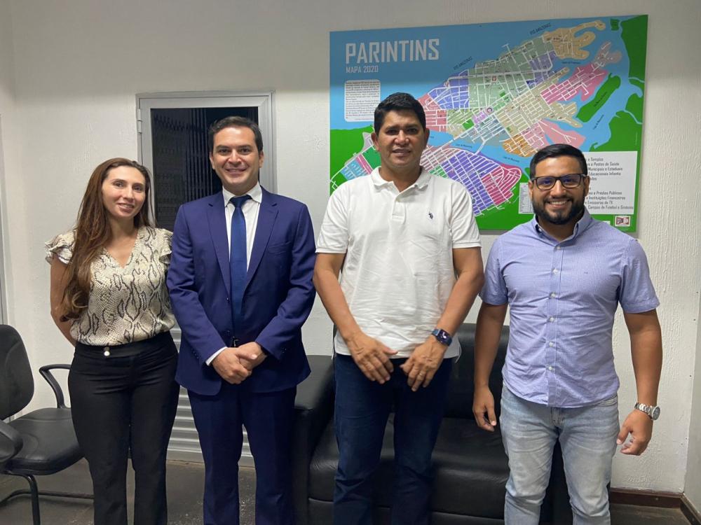 Amazonastur debate preparativos para temporada de cruzeiros em Parintins