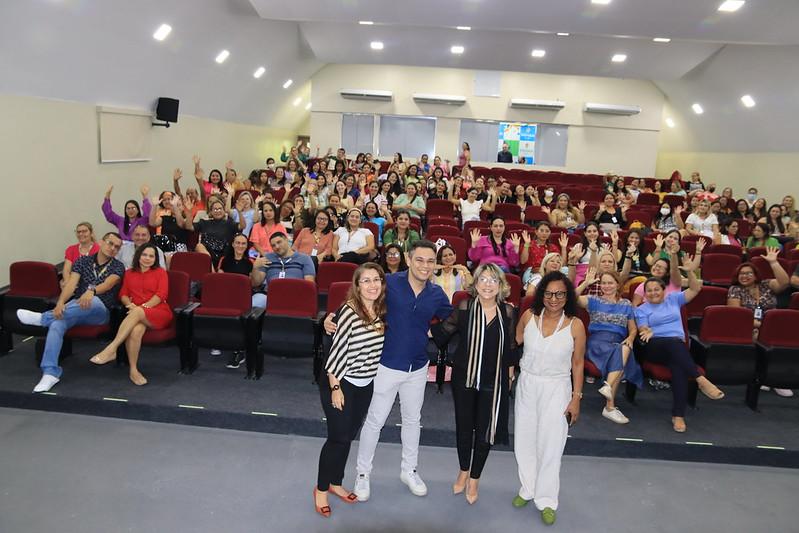 Prefeitura de Manaus realiza encerramento do projeto ‘Narrativas Docentes’