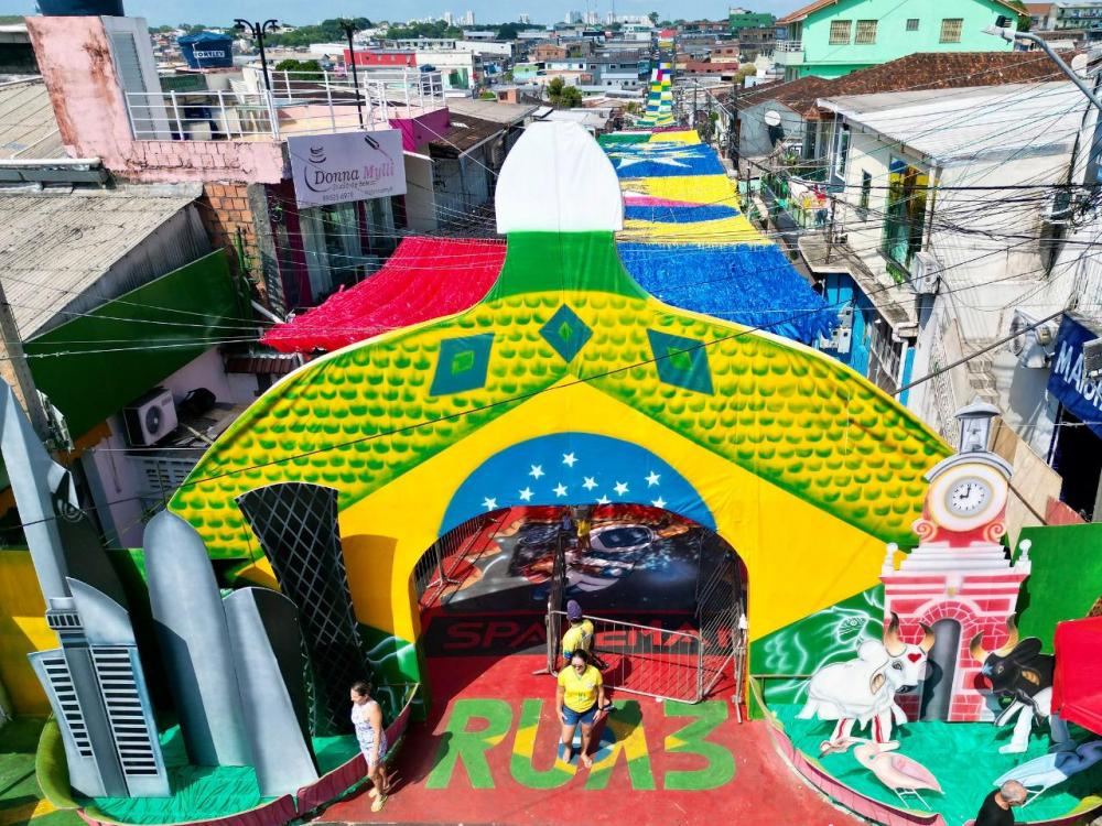 Com apoio da Prefeitura de Manaus, ruas decoradas terão a maior Copa de todos os tempos