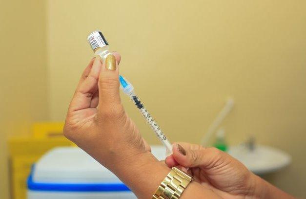 Prefeitura informa que Manaus está sem doses de vacina contra a Covid para o público de 5 a 11 anos