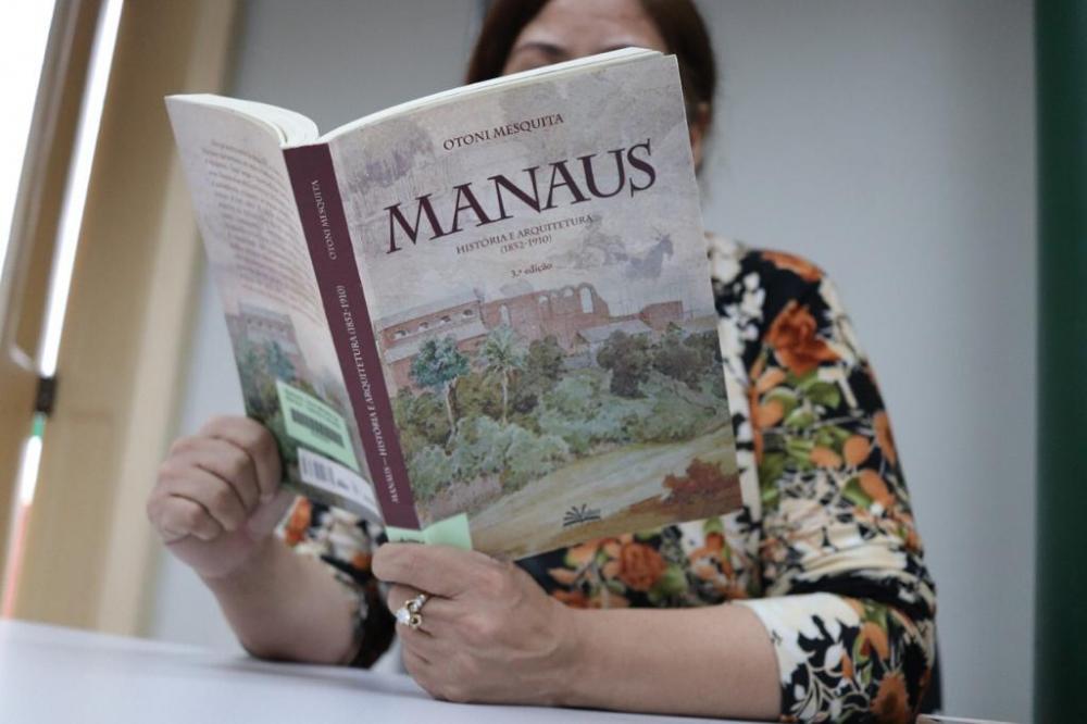 Prefeitura de Manaus iniciou projeto de incentivo à leitura e valorização de escritores locais