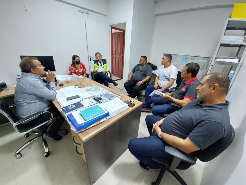 Prefeitura de Manaus se reúne com representantes de bandas sobre o fechamento de ruas para o carnaval