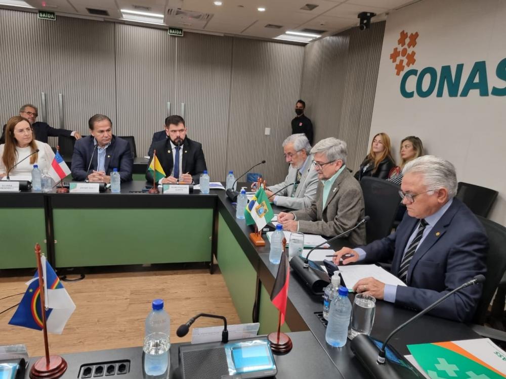 Secretário de Saúde do Amazonas discute políticas públicas em Brasília