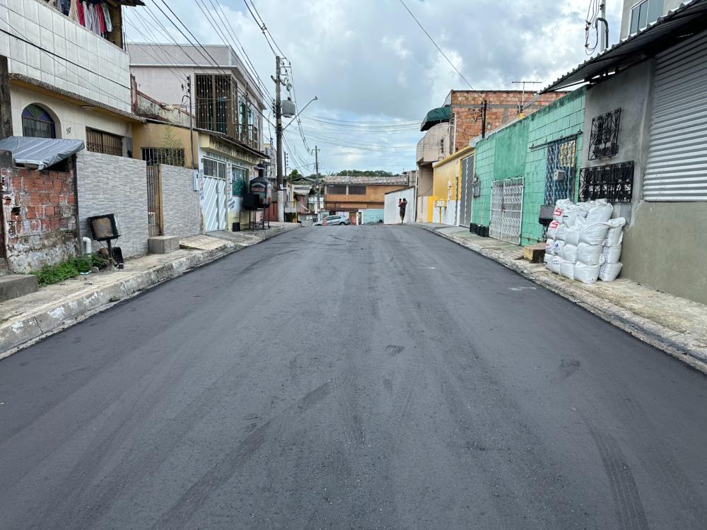 Prefeitura atende solicitação de moradores do São Jorge e leva ‘Asfalta Manaus’ às ruas do bairro