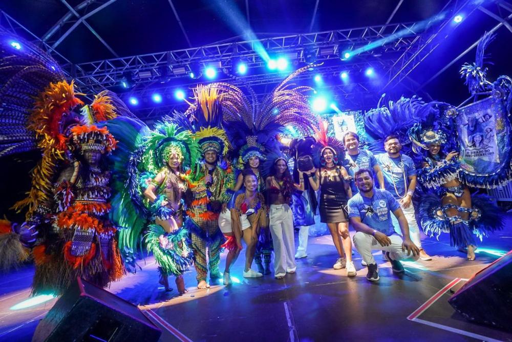 Boi Caprichoso encanta e emociona na 13ª Bienal da UNE no RJ