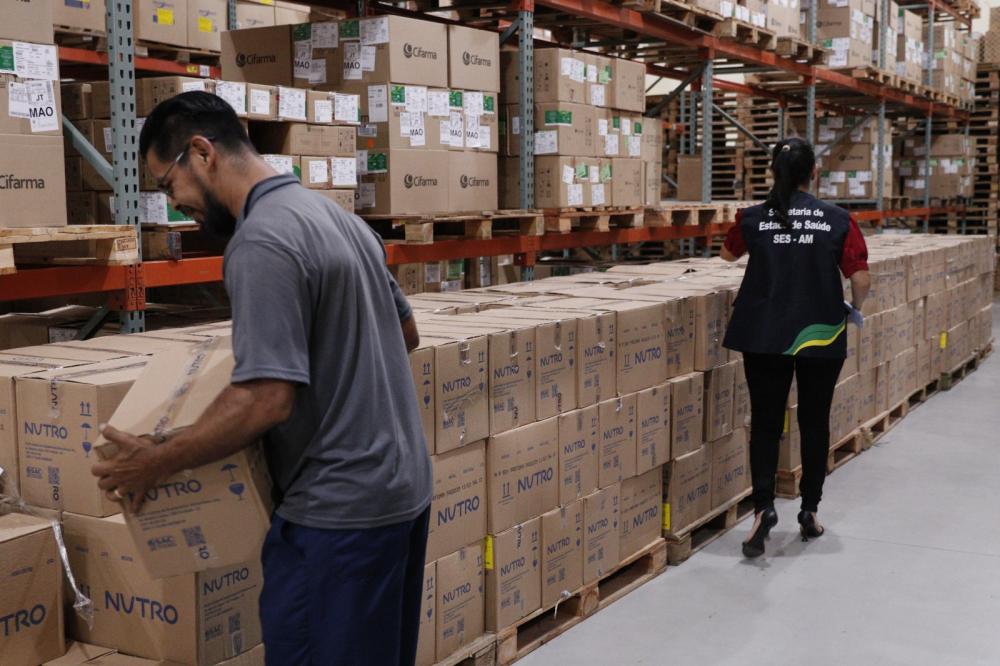 Governo do Amazonas envia nova remessa de insumos para os Yanomami, em Roraima