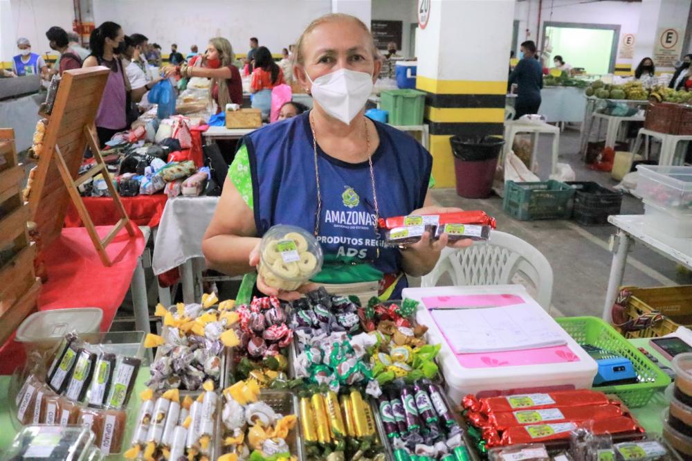 Com incentivo da ADS, agricultora se destaca na produção de doces regionais