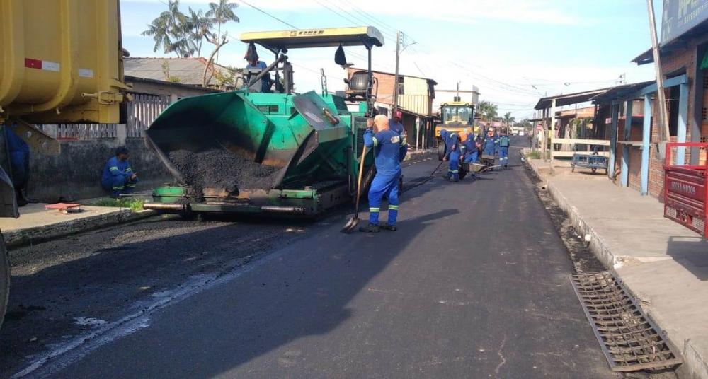 Governo do Amazonas está pavimentando ramais e recuperando sistema viário de Parintins