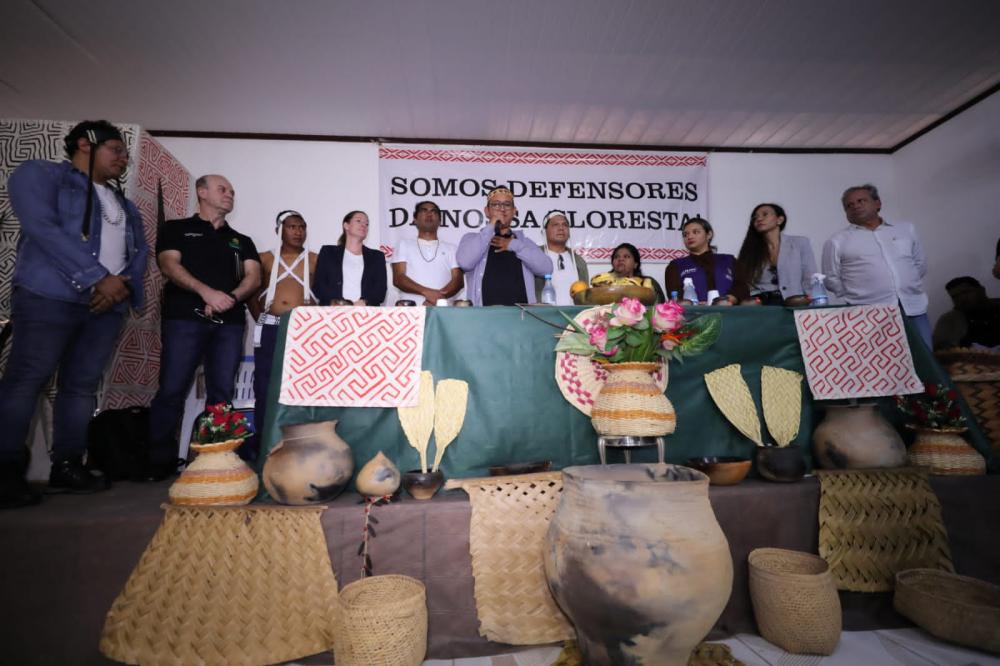 Governo do Amazonas propõe trabalho integrado com ministérios para atender Vale do Javari