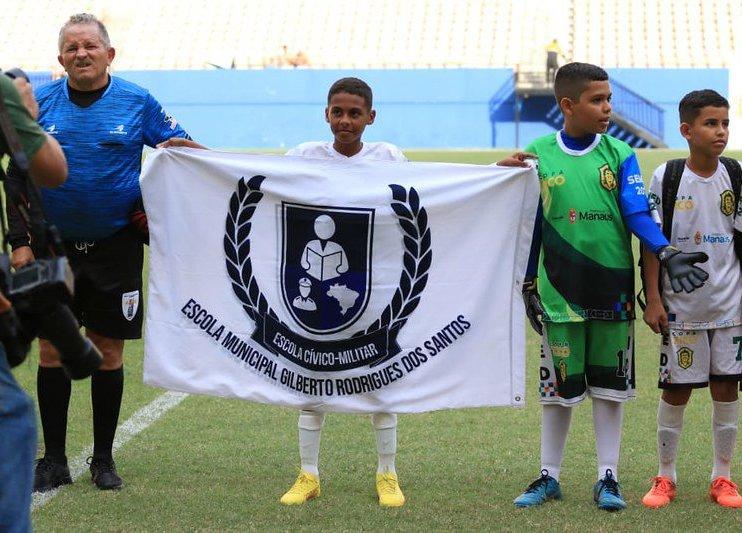 Aluno da prefeitura revelado na Copa Zico é chamado para teste no Flamengo