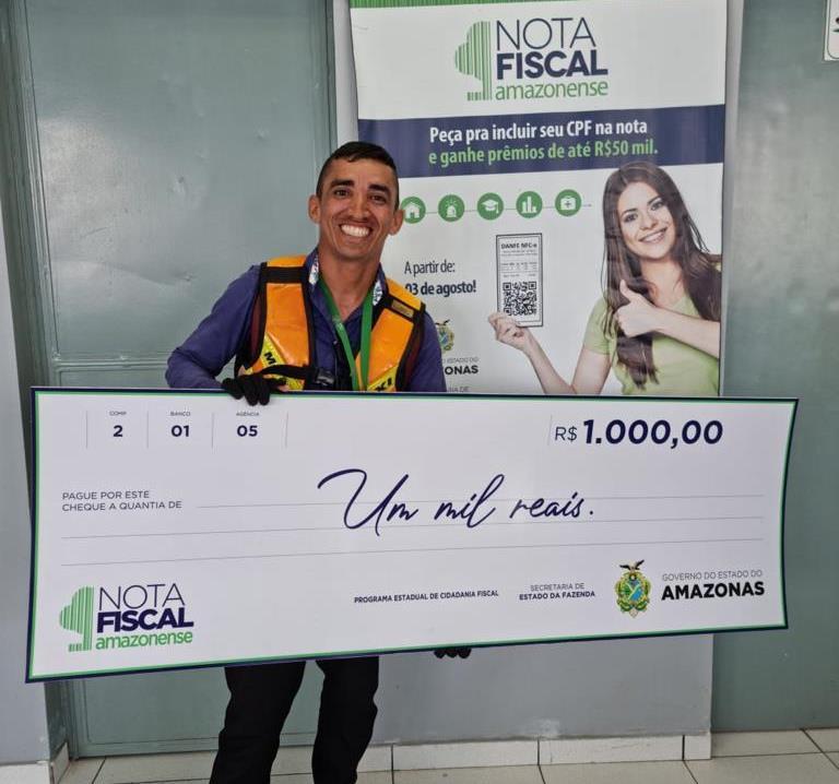 Mototaxista de Parintins descobre prêmio da Nota Fiscal Amazonense ao atualizar cadastro