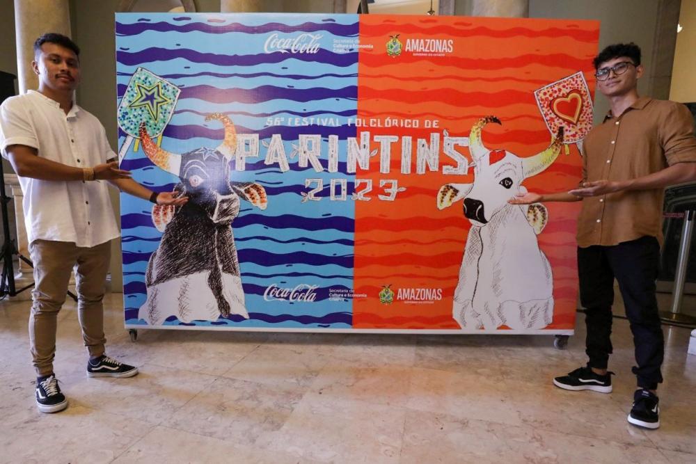 Dupla de artistas parintinenses, ‘Curuminz’, são criadores da marca oficial do 56º Festival Folclórico de Parintins