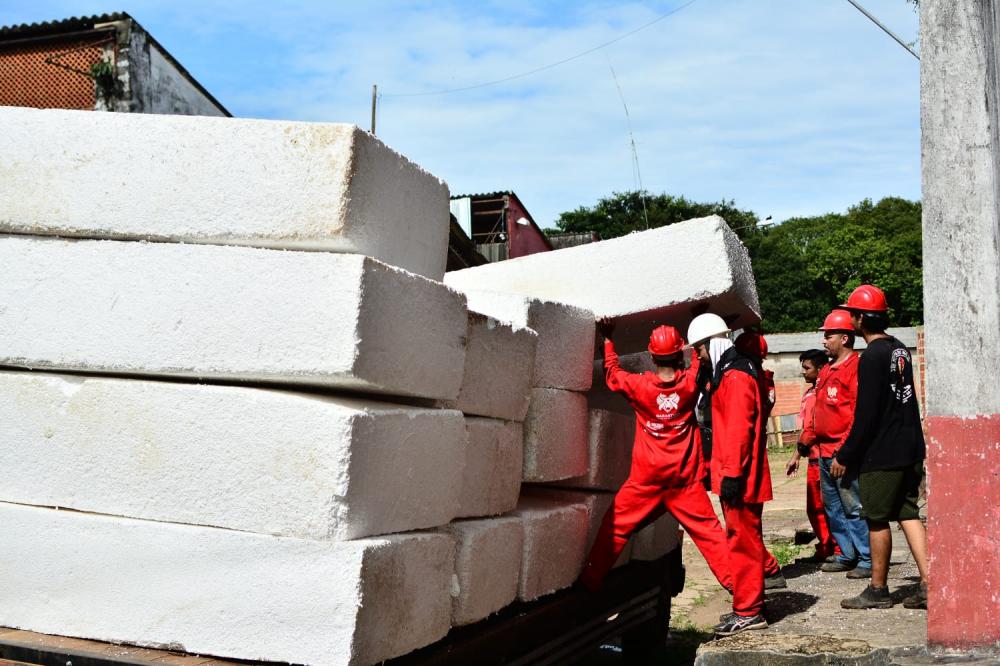 Boi Garantido recebe remessa de isopor para início do Projeto de Arena 2023