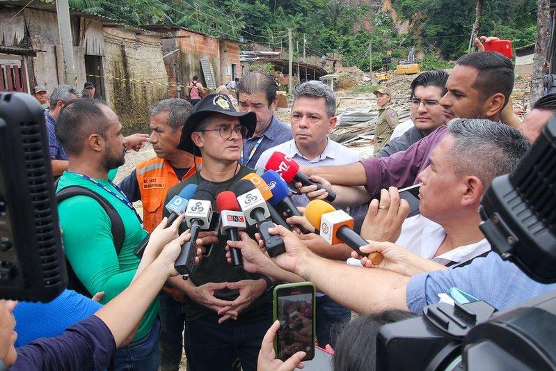 Prefeito cumpre agenda com presidente da República em busca de investimentos para Manaus