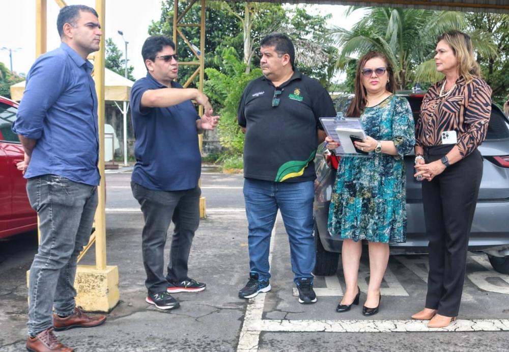 Corregedor Geral do sistema de Segurança visita Centro de Formação de Condutores do Detran-AM