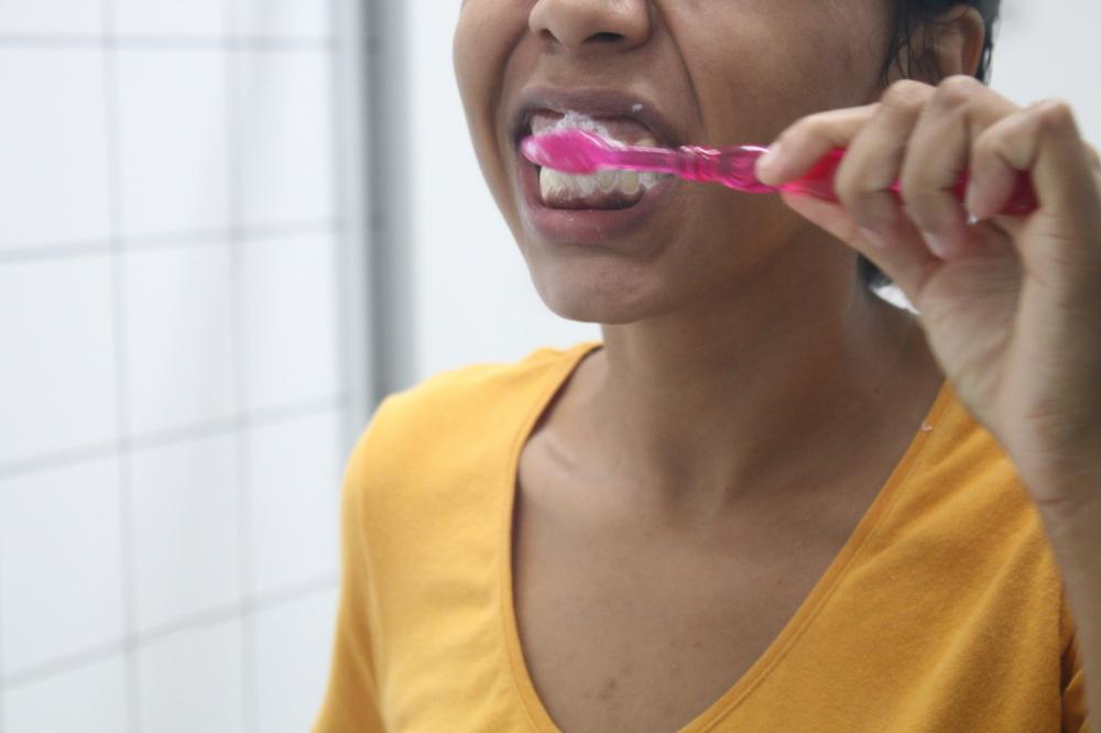 Dia Mundial da Saúde Bucal: Especialista fala sobre cuidados básicos e prevenção