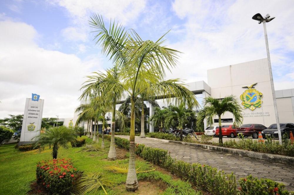 Governo do Amazonas decreta ponto facultativo nesta quinta e sexta-feira