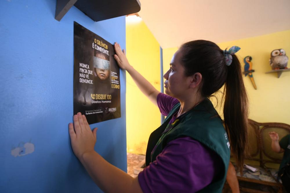 Festival de Parintins: Amazonastur faz ação integrada em estabelecimentos turísticos