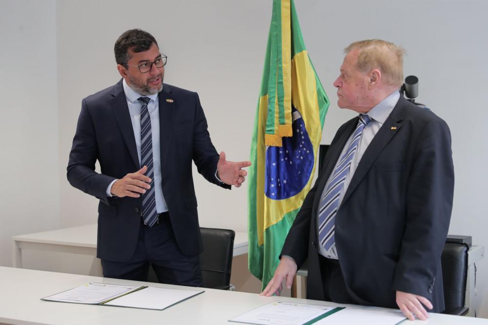 Wilson Lima formaliza cooperação com o Conselho Mundial de Energia para troca de experiências e tecnologias