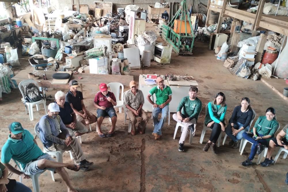 Governo do Amazonas realiza ação integrada para apoiar gestão de resíduos sólidos em Apuí