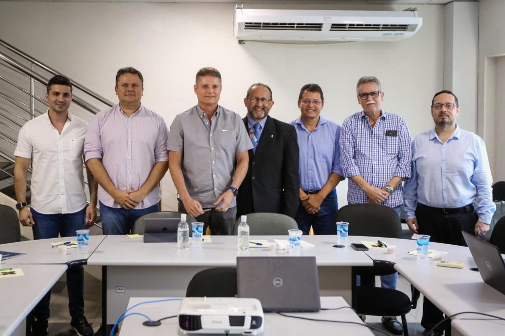 Prefeitura de Manaus e Governo do Amazonas alinham planos de regularização fundiária em áreas públicas