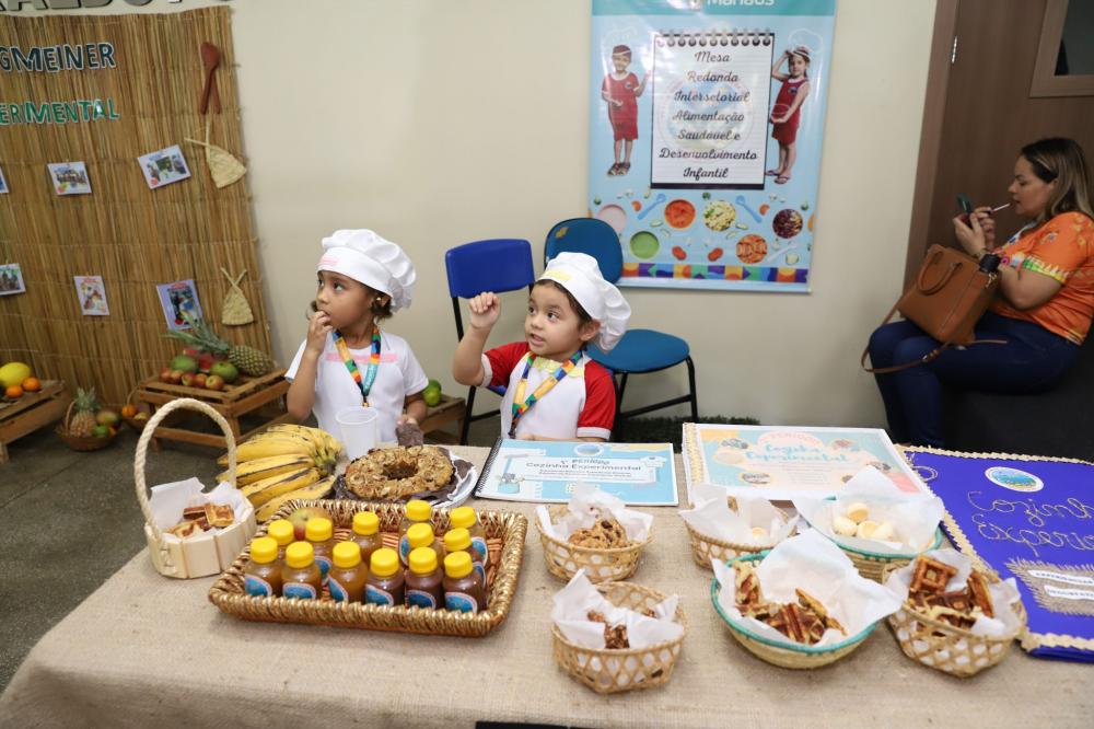Mesa-redonda discute alimentação saudável infantil nas unidades de ensino da prefeitura