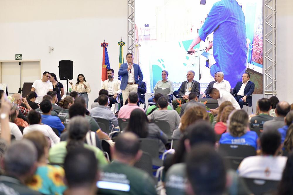 Prefeito abre a segunda edição da ‘Mostra Sustentável Manaus Verde’