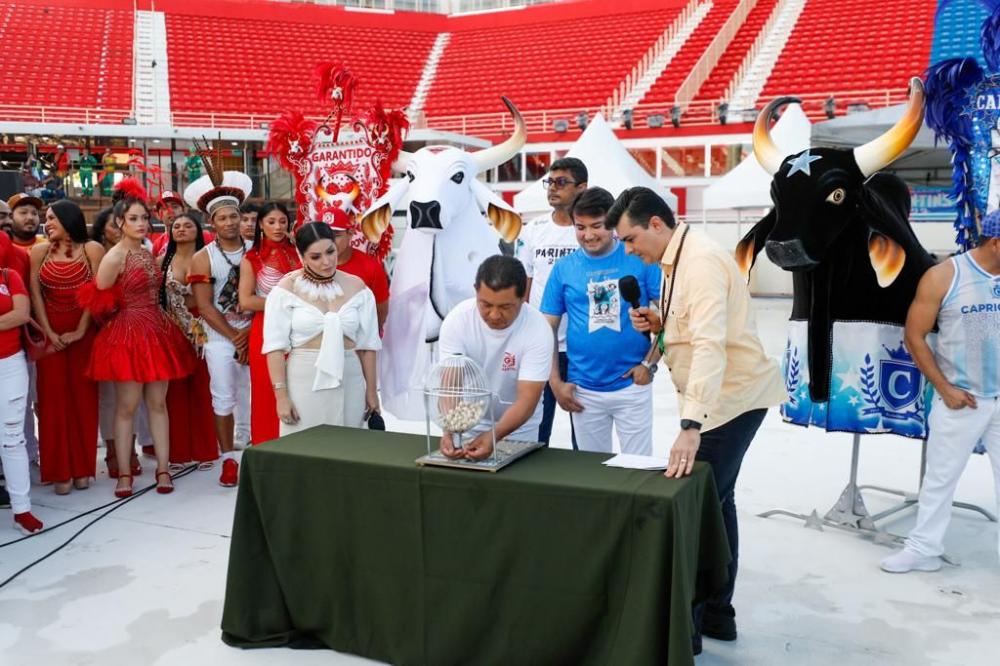 Ordem de apresentação dos bumbás é definida em sorteio na arena do Bumbódromo