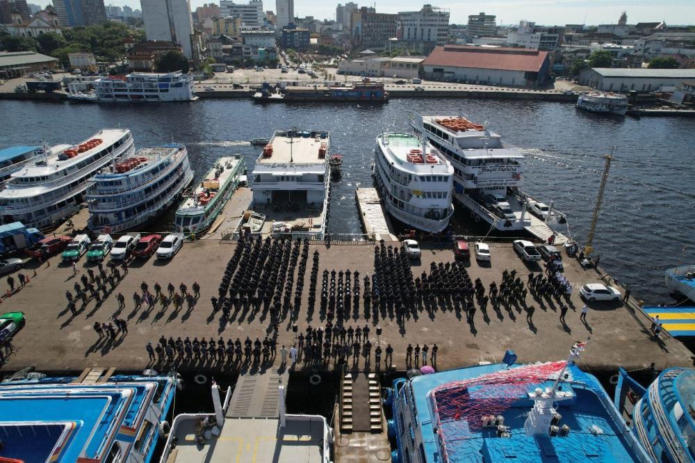 Polícia Militar embarca com grande efetivo para reforçar segurança durante 56° Festival Folclórico de Parintins