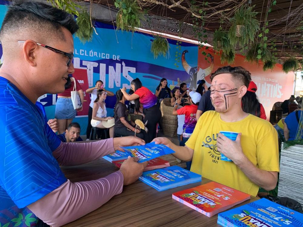 Divulgação do #SouManaus2023 durante Festival Folclórico de Parintins abordou mais de 70 mil pessoas em cinco dias de ação