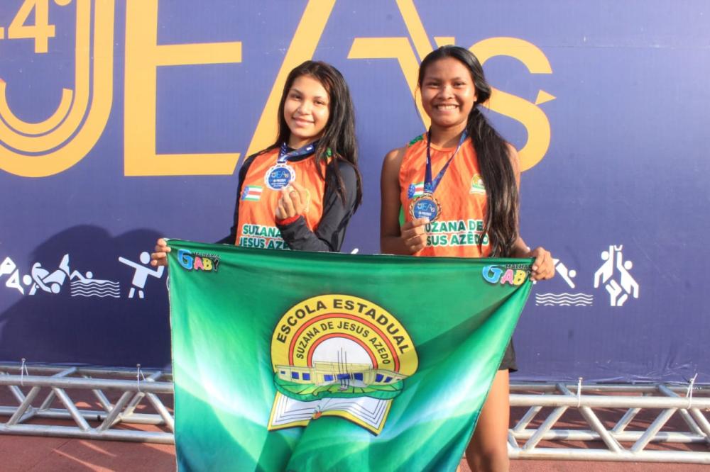 Atletismo da escola Suzana Azêdo rende duas medalhas para Parintins no JEAs
