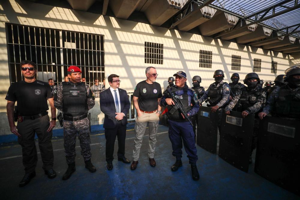 Seap e PMAM realizam revista geral nas unidades do sistema prisional da capital