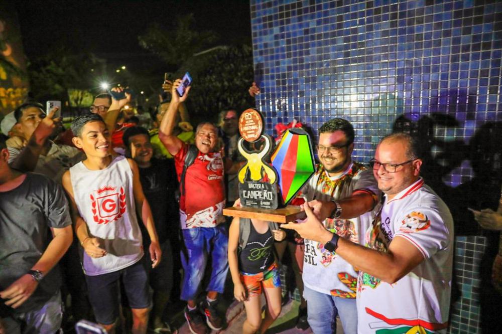Bois Corre Campo e Brilhante são os campeões do Festival Folclórico do Amazonas
