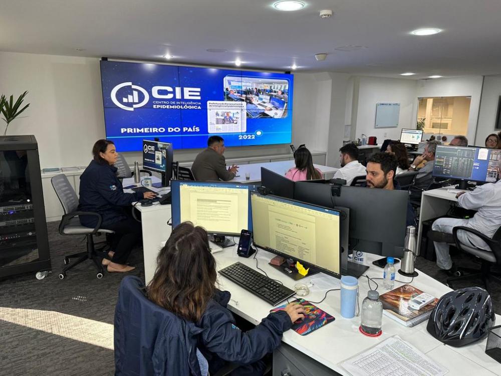 FVS-RCP realiza visita técnica ao primeiro Centro de Inteligência Epidemiológica do país