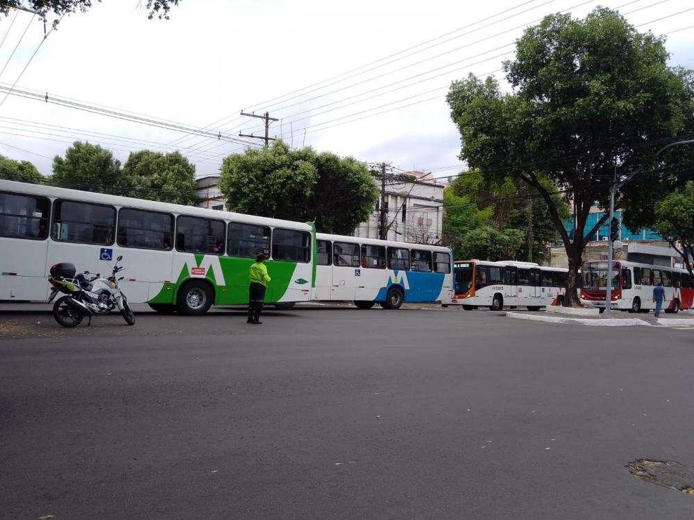 Prefeitura intensifica fiscalização no Centro para garantir corredores livres e coibir estacionamentos irregulares