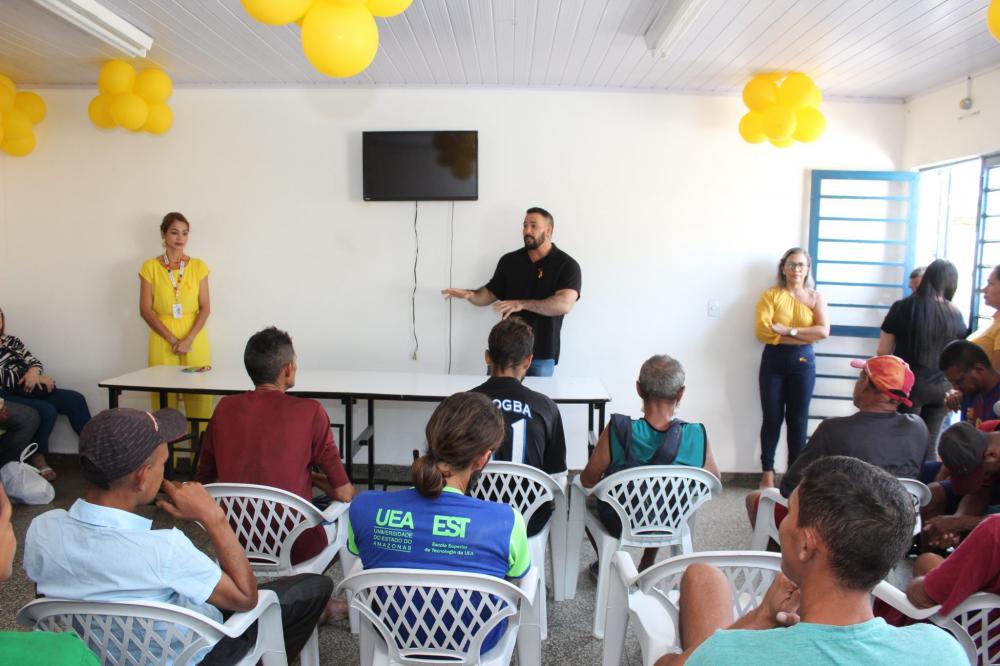 Prefeitura realiza roda de conversa alusiva ao ‘Setembro Amarelo’ para pessoas em situação de rua