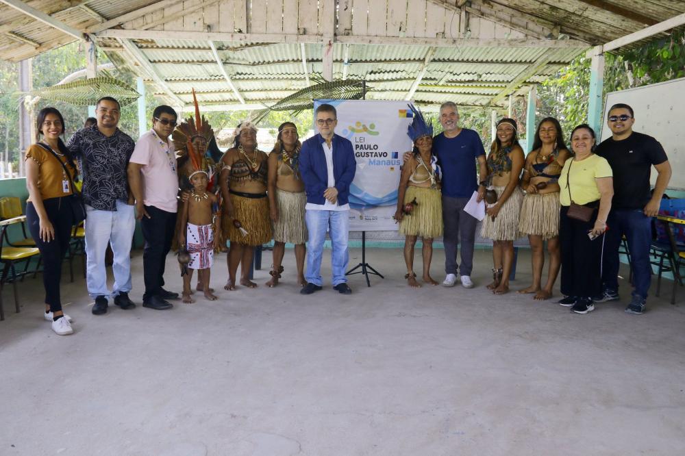 Prefeitura de Manaus realiza treinamento com artistas ribeirinhos para se habilitarem a concorrer nos editais da Lei Paulo Gustavo