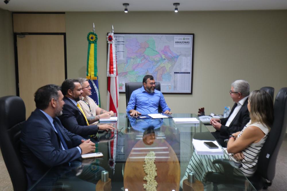 Wilson Lima recebe convite da CBF para Amazonas ser subsede da Copa do Mundo Feminina de 2027