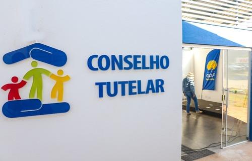 Com alta abstenção nas últimas eleições para conselheiro tutelar, autoridades reforçam importância da votação neste domingo (1º)