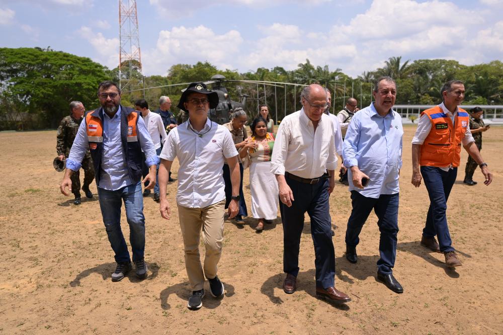 Prefeito enfatiza importância da ajuda do governo federal para reduzir danos causados pela seca histórica